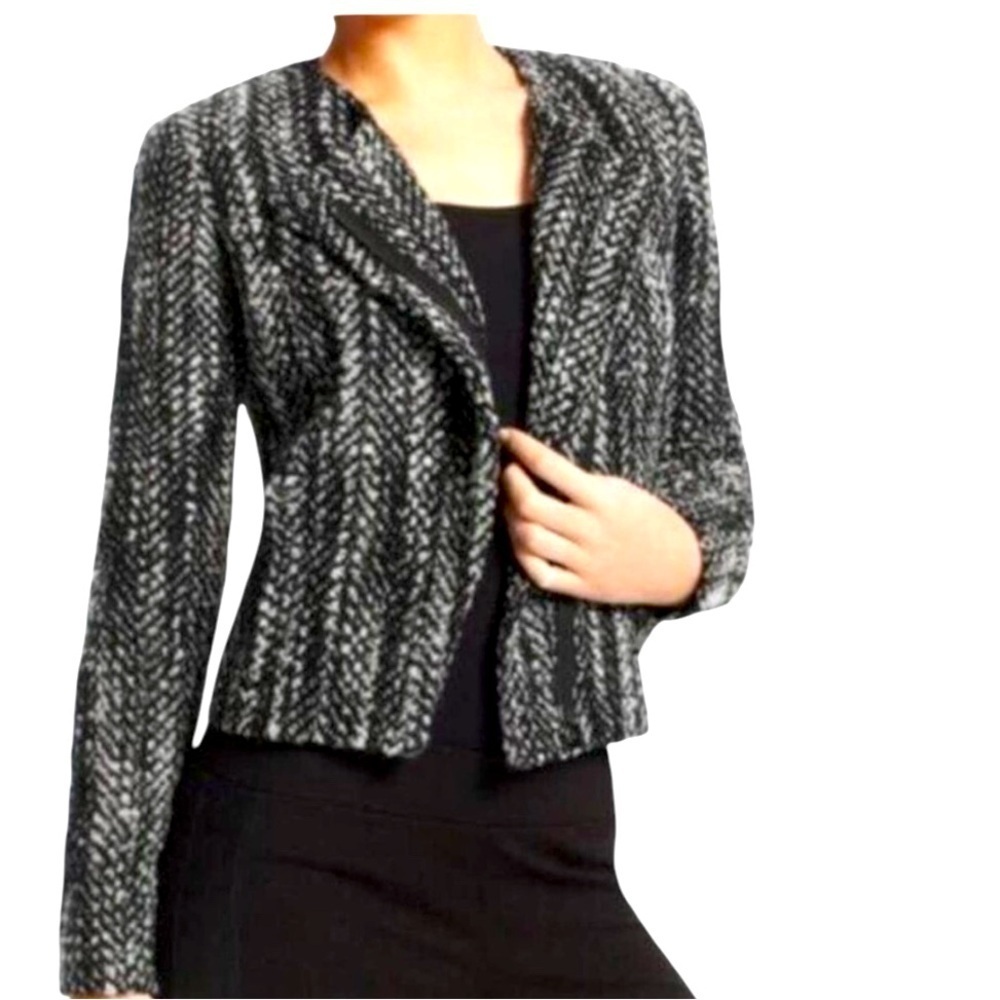 CABI Black& Gray Tweed Over the Moon Mockingbird Jacket size 4